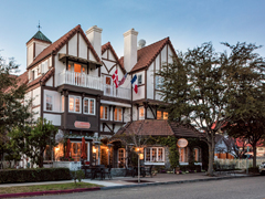 Los Olivos hotels